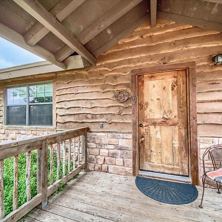 Cedar Bliss Cabin Villa Fredericksburg Exterior foto