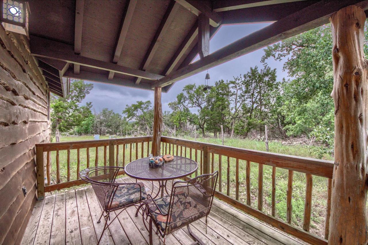 Cedar Bliss Cabin Villa Fredericksburg Exterior foto