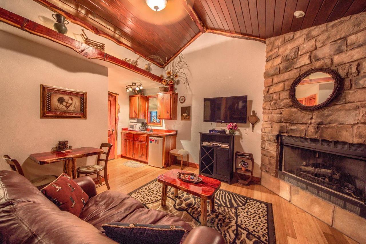 Cedar Bliss Cabin Villa Fredericksburg Exterior foto